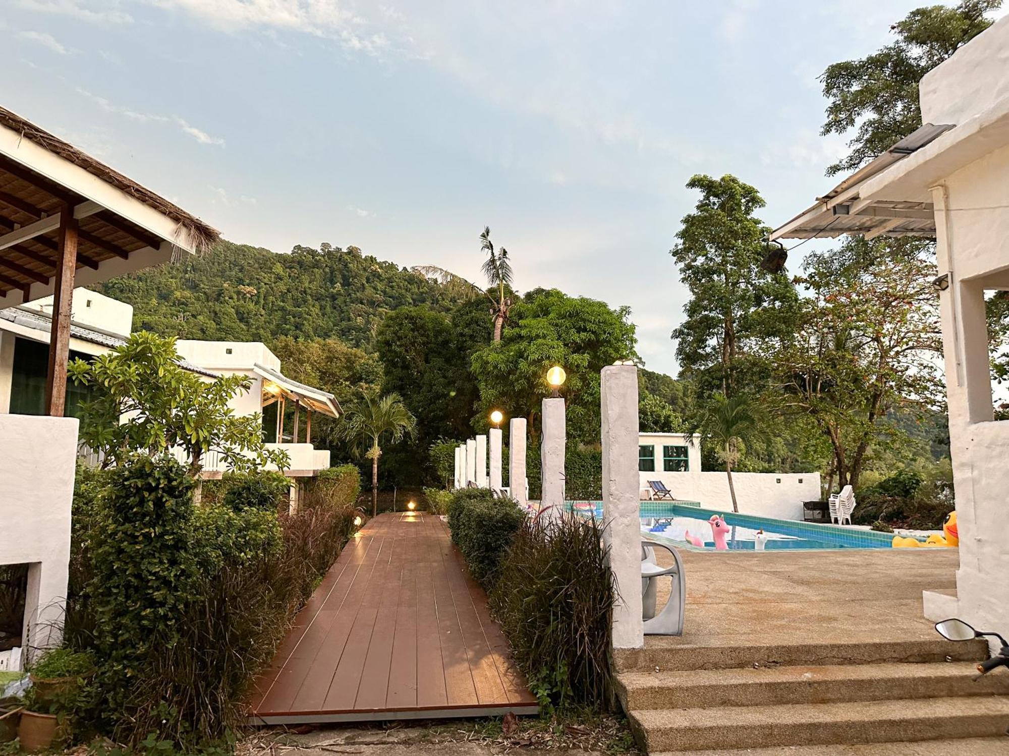 Hotel Capital O 75411 Navagio​ Boutique​ Koh​ Chang​ Trat Esterno foto